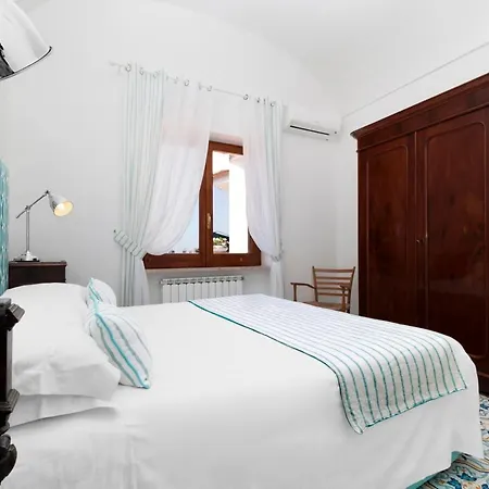 Sleeps 12 Pool Wifi * Torca
