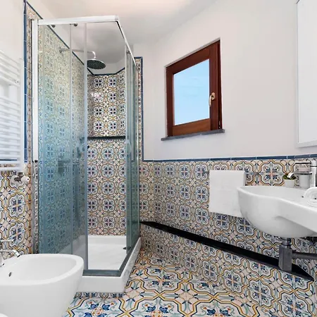 Sleeps 12 Pool Wifi Villa Torca